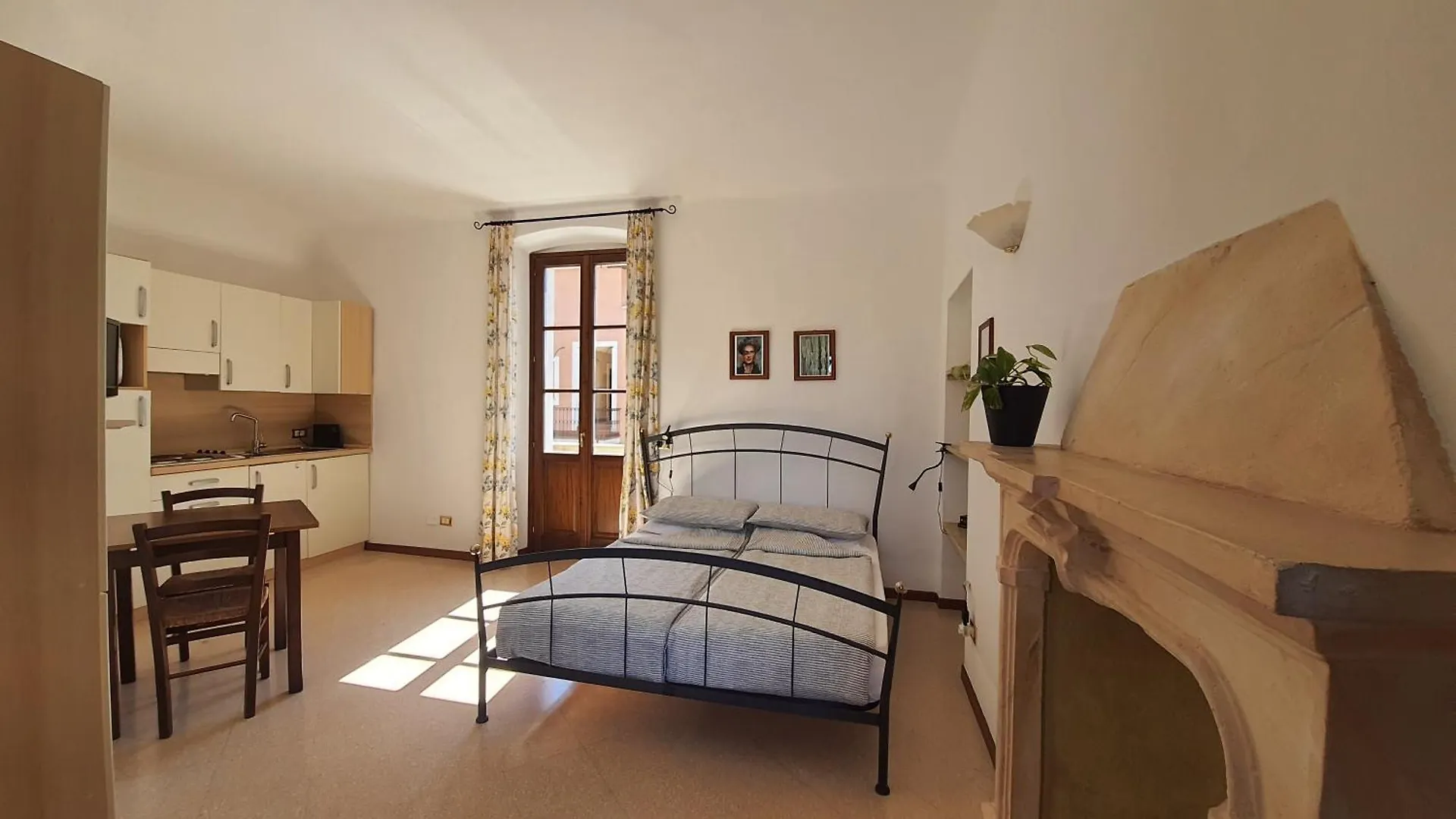 Villa Santa Caterina مانربا ديل جاردا 0*,  إيطاليا